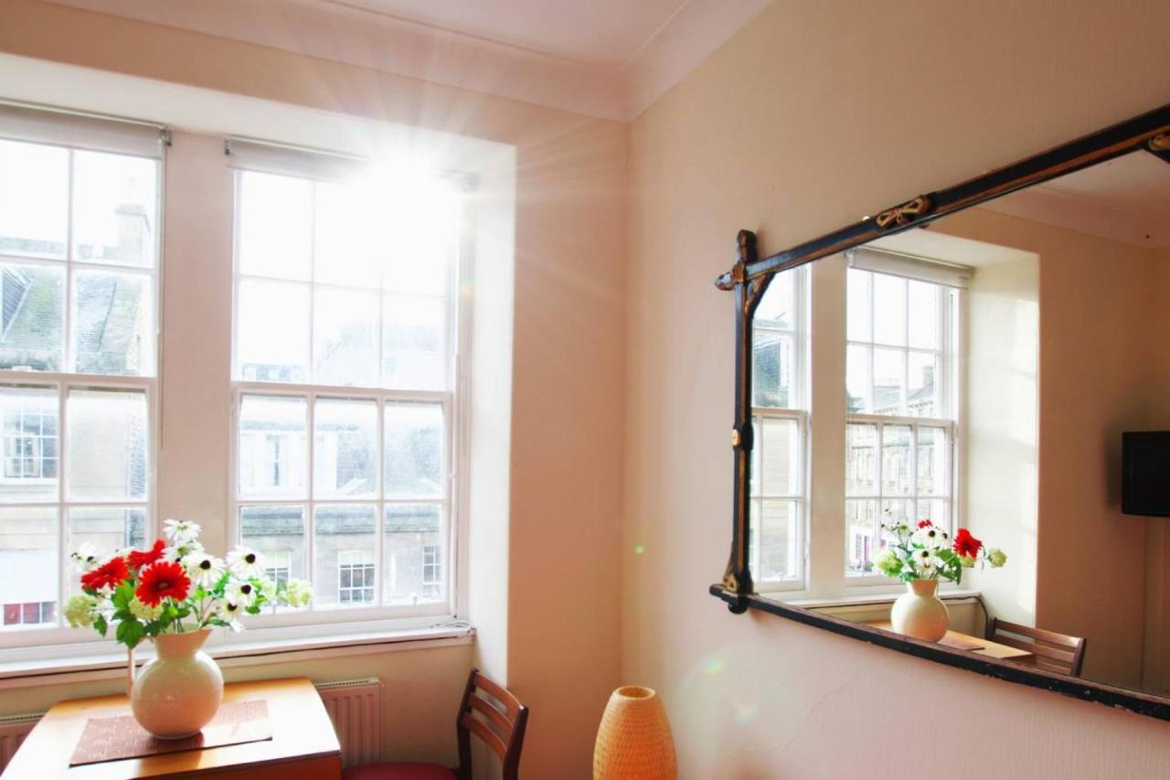 Joivy Bright Flat With Workspace In New Town Edinburgh Dış mekan fotoğraf